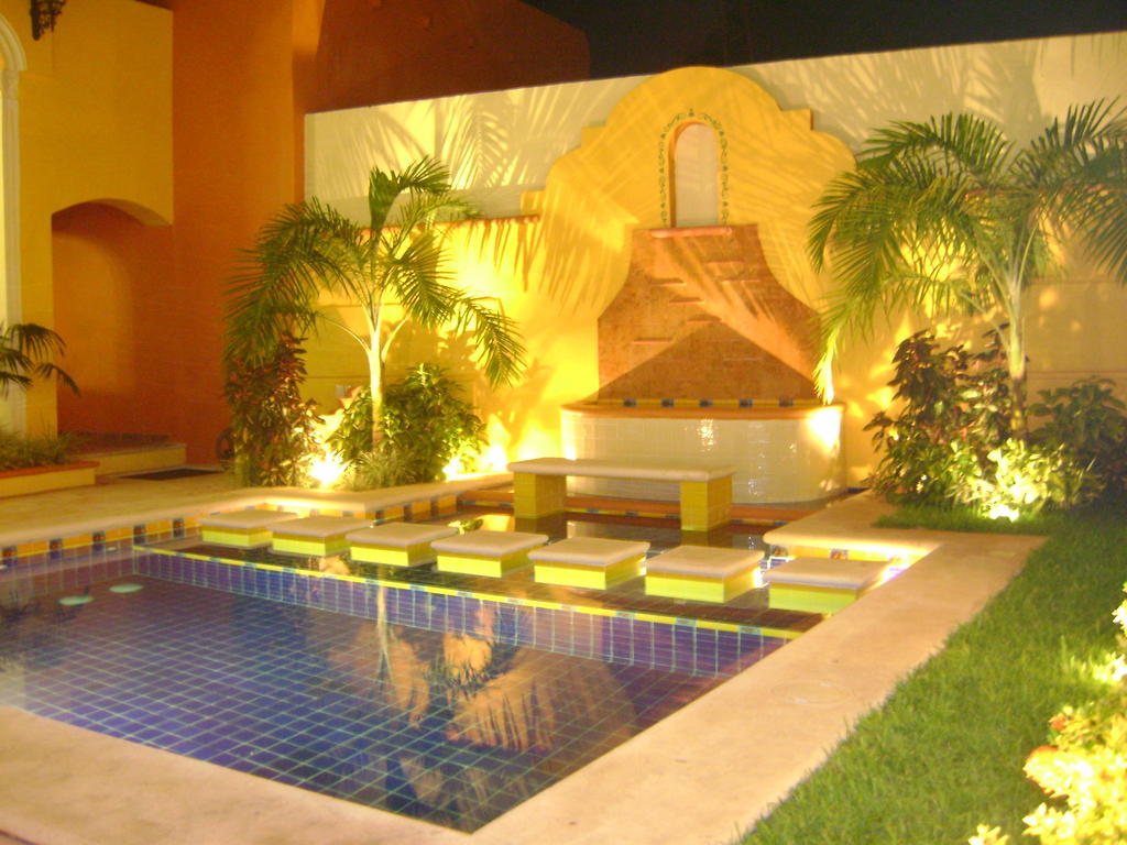Casa De Las Columnas Mérida Exteriör bild